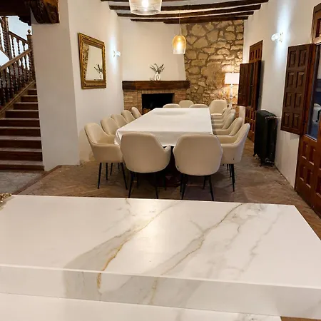 فيلة Palacio De Padilla Luxury And ألاما ذي أراغون